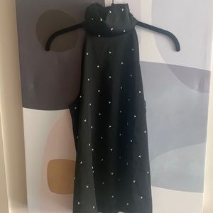 High neck work top w/ Pearl-like detailing